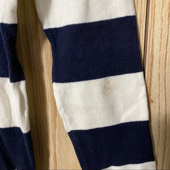 ⭐️Gap V Neck Sweater Dark Blue & White Stripe - Picture 8 of 9